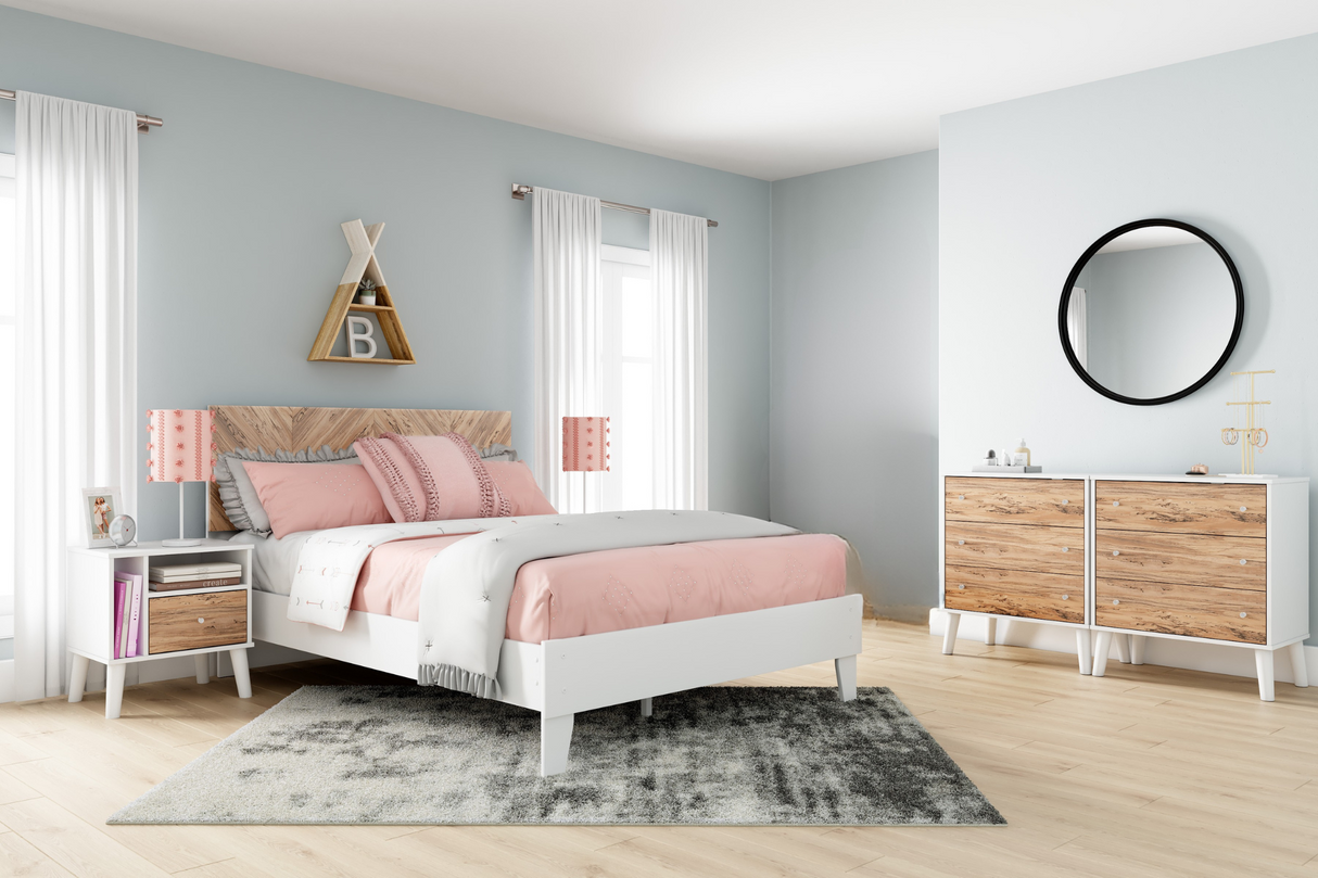 Piperton Full Panel Bed Set