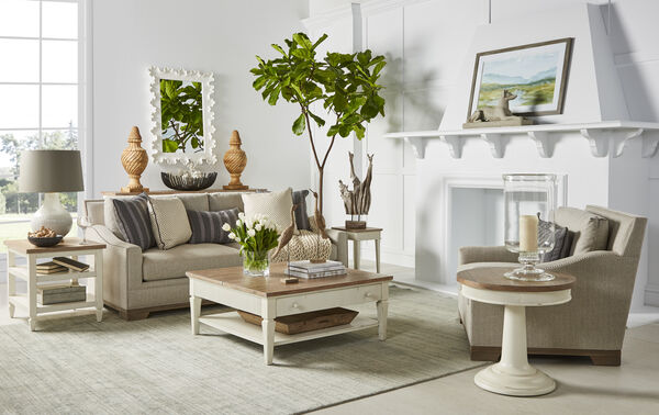 Palisade Chairside Table