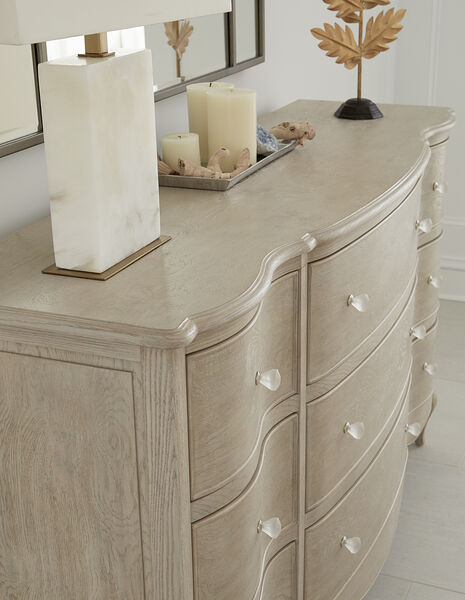 Charme Dresser