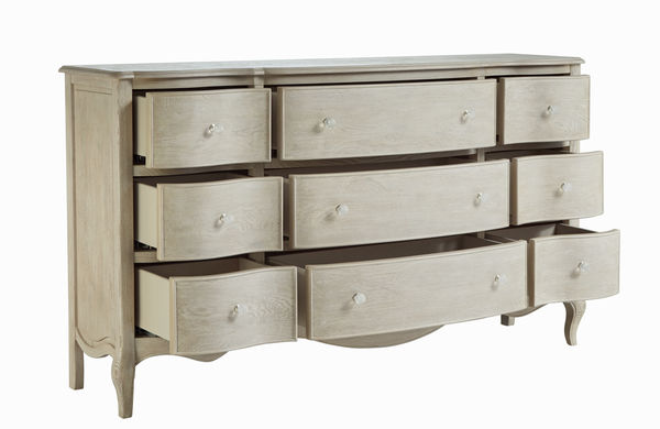 Charme Dresser