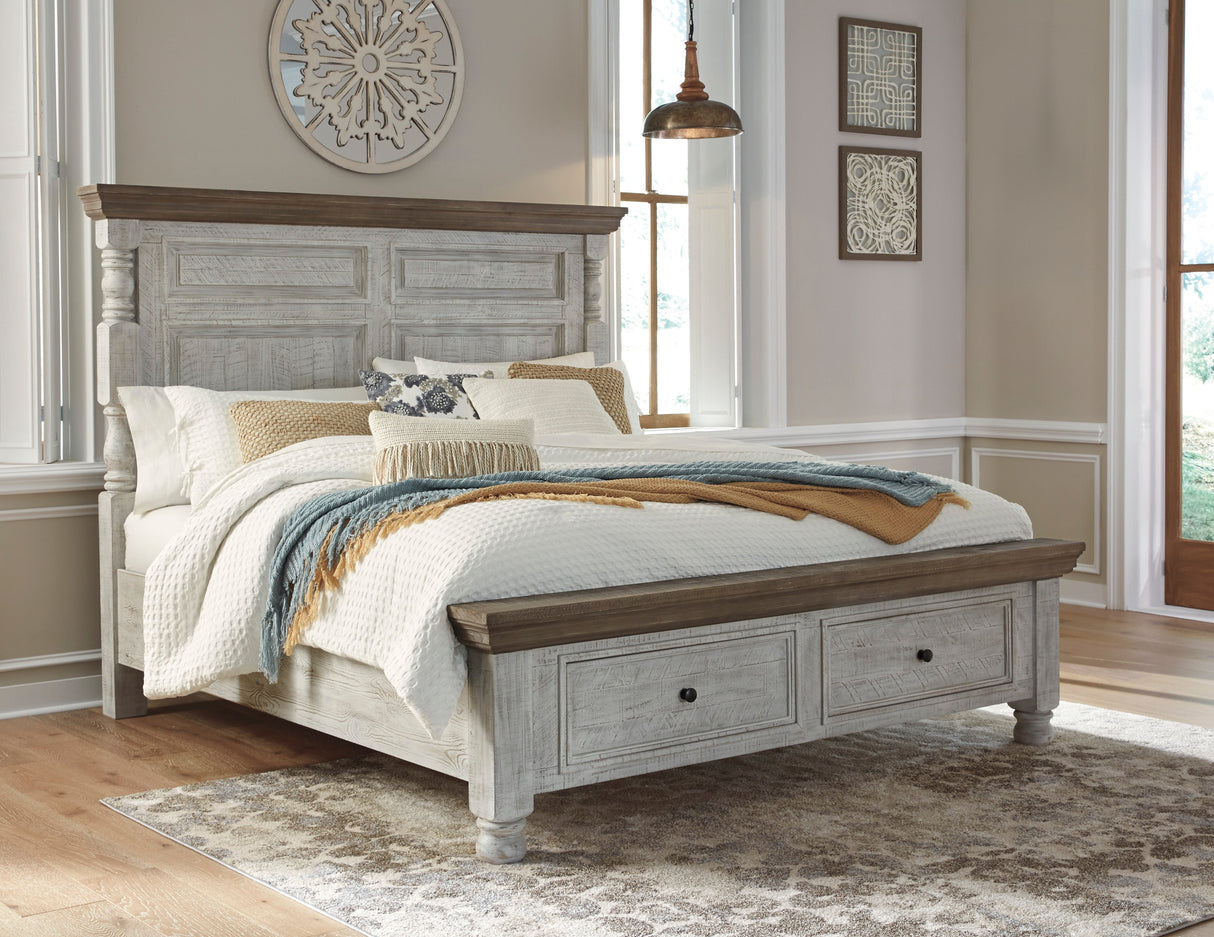 Havalance King Panel bedroom with Chest