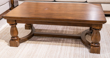 Sturlayne Rectangular Cocktail Table