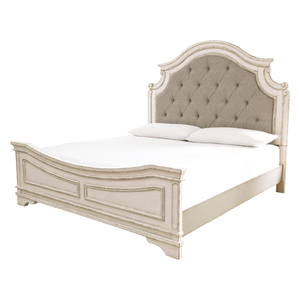 Realyn King Bed