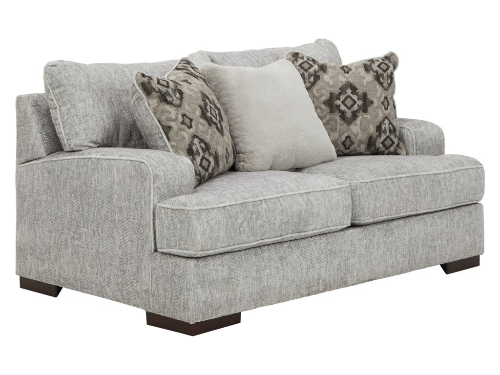 Mercado Loveseat