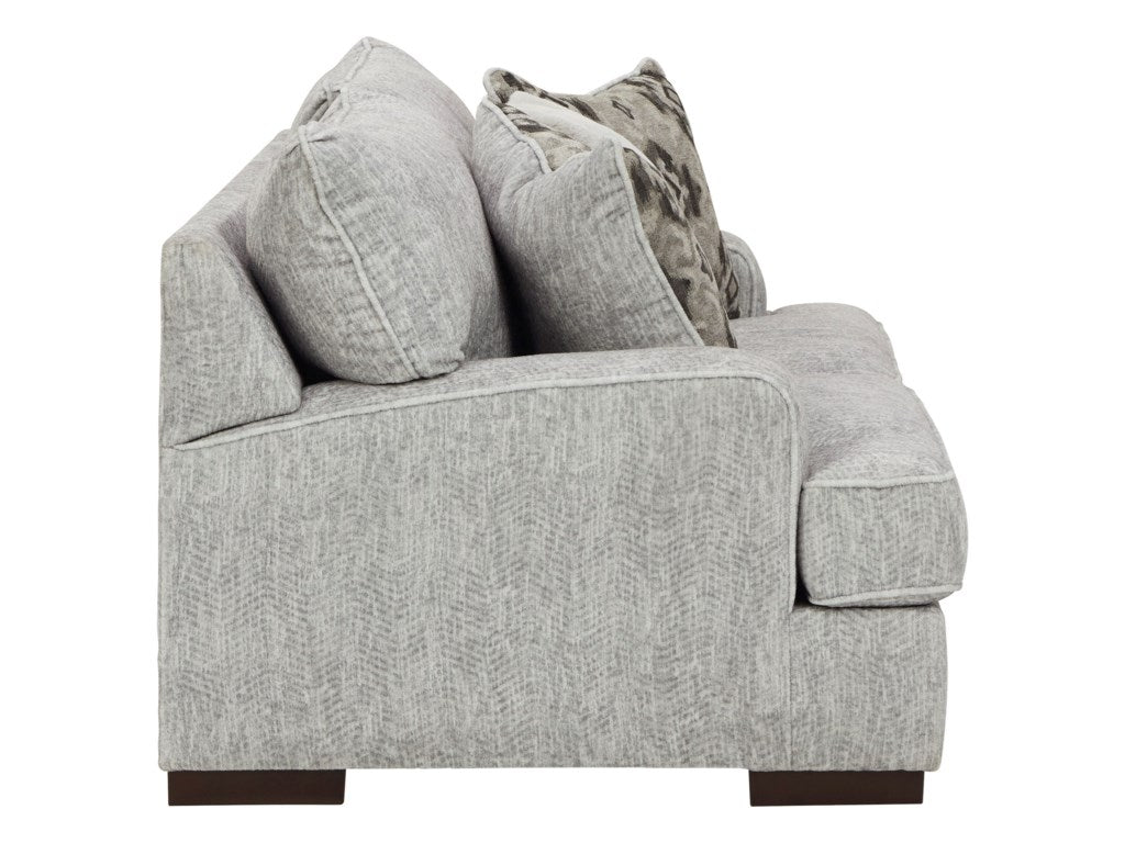 Mercado Loveseat