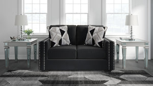 Gleston Loveseat