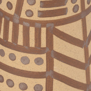 CER, 8"H ECLECTIC VASE, IRISH CREAM