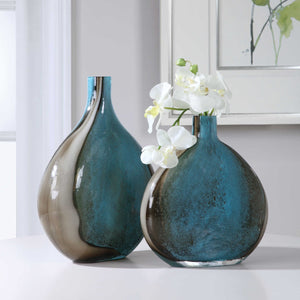 Adrie Vases, S/2