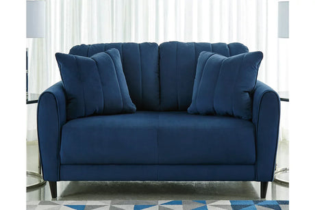 Enderlin Loveseat