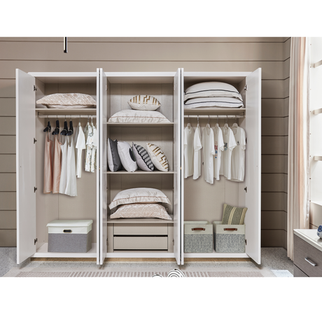 WHITE PEARL WARDROBE