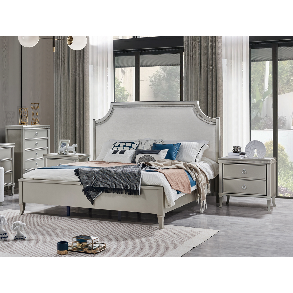 CLAREMONT WOODS QUEEN BED