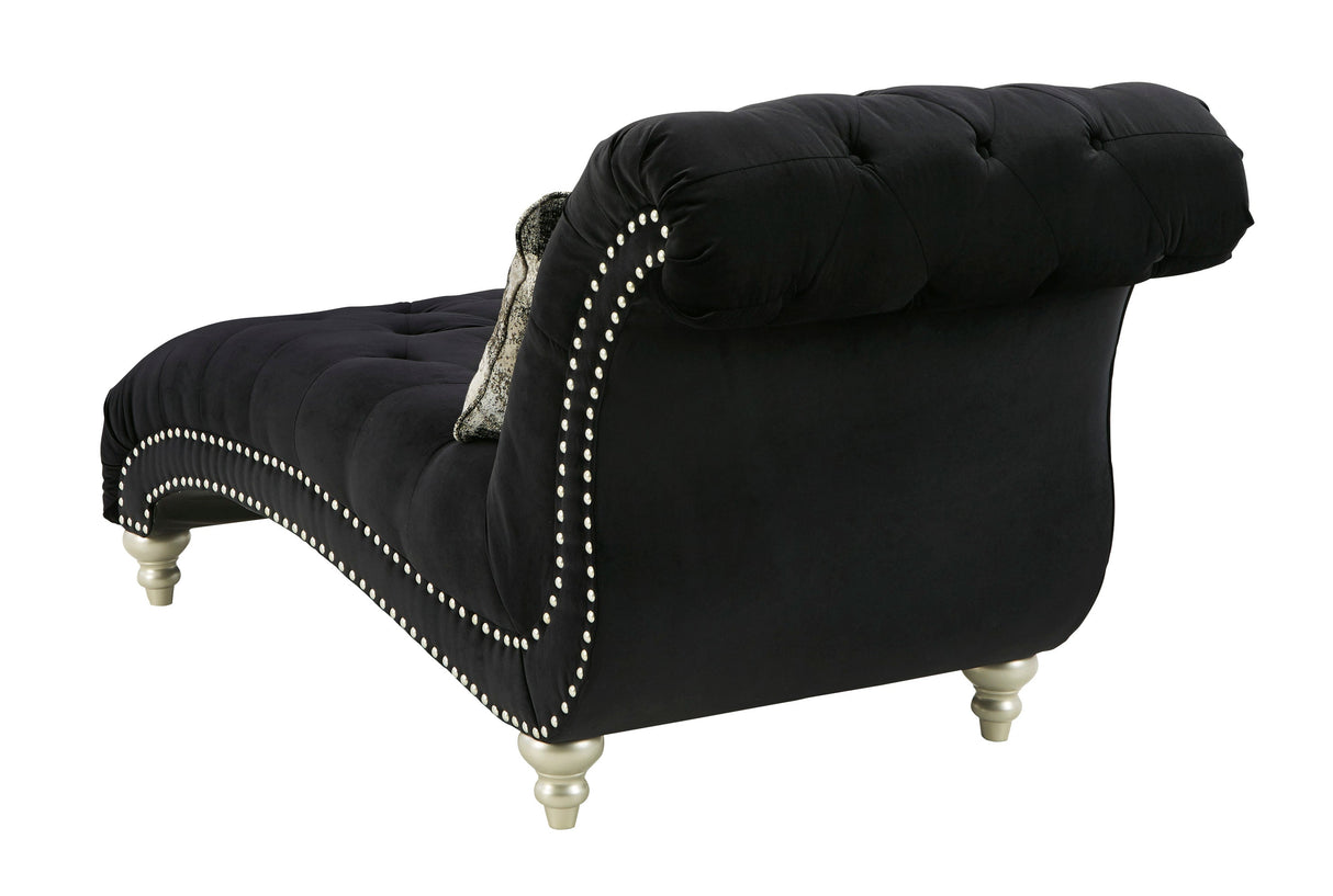 Harriotte Chaise