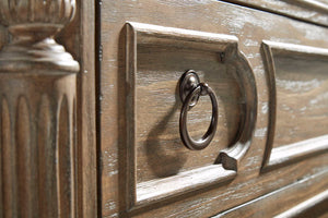 Architrave Bachelors Chest