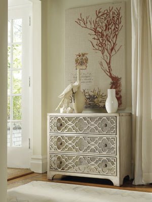 Sanctuary Fretwork Chest-Pearl Essence