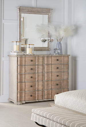 Alcove Master Dresser