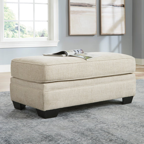 Rilynn Ottoman