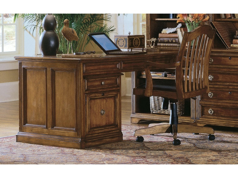 Peninsula Desk