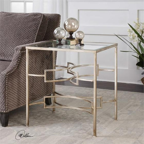 Eilinora End Table