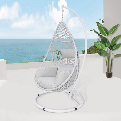 Hanging chair with cushion