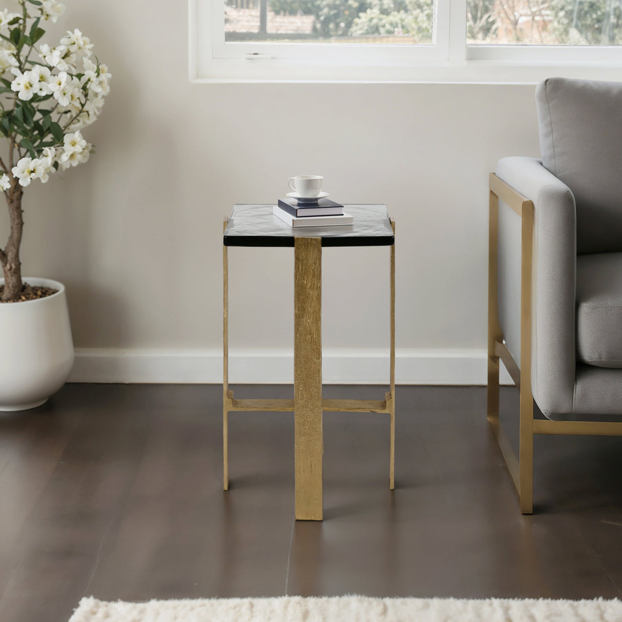 22" Kelpine Short Gold Accent Table