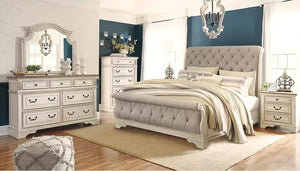 Realyn Bedroom Set