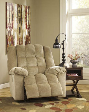 Ludden Recliner