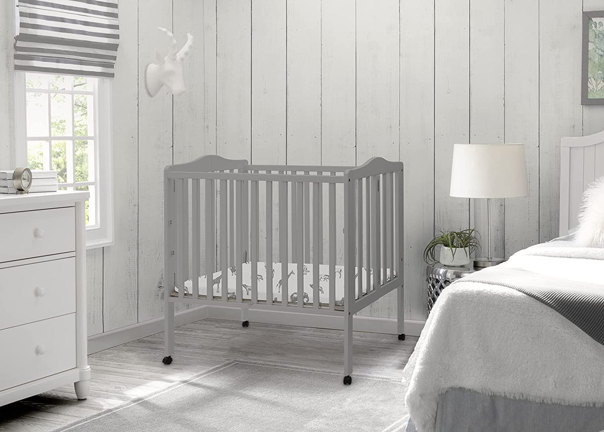 Portable Folding Crib with Mattress