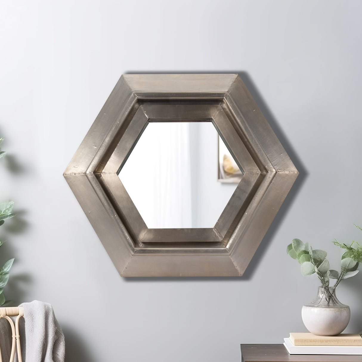 20x20" Warwin Silver Clad Hexagon Mirror