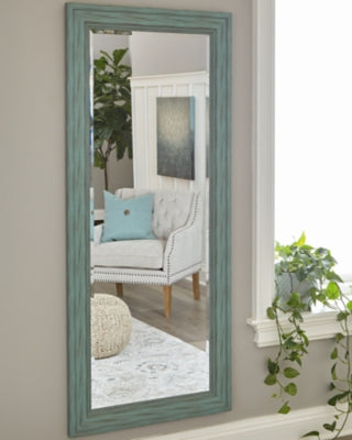 A8010221 Jacee Floor Mirror