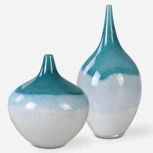 Carla Vases, S/2