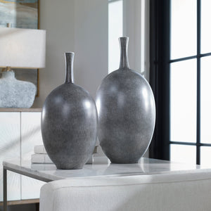 Riordan Vases, S/2