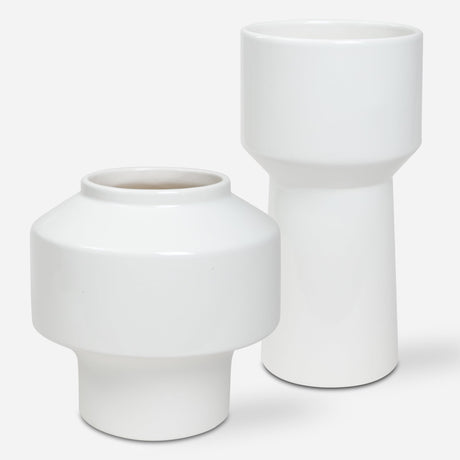 Illumina Vases, S/2