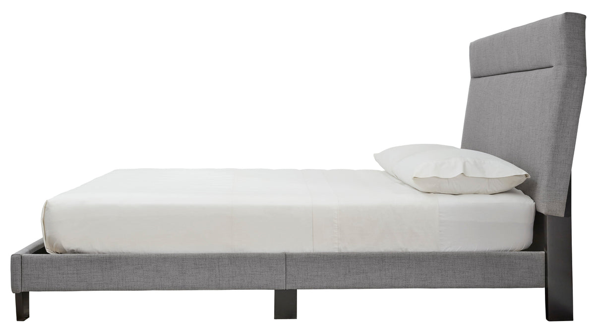 Adelloni Queen Upholstered Bed