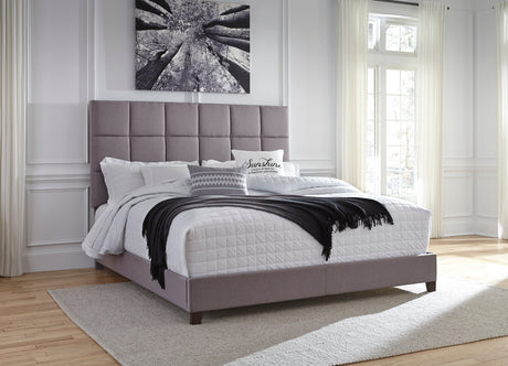 KING UPHOLSTERED BED