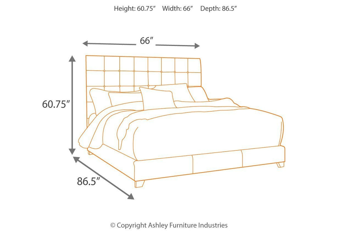 Dolante Queen Upholstered Bed