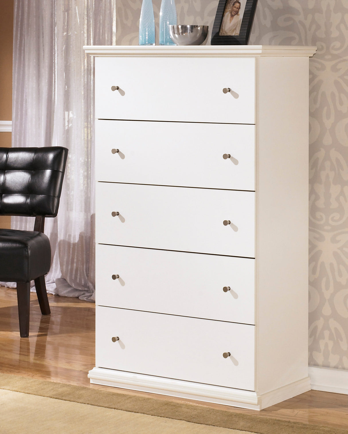 Bostwick Shoals Chest of Drawers