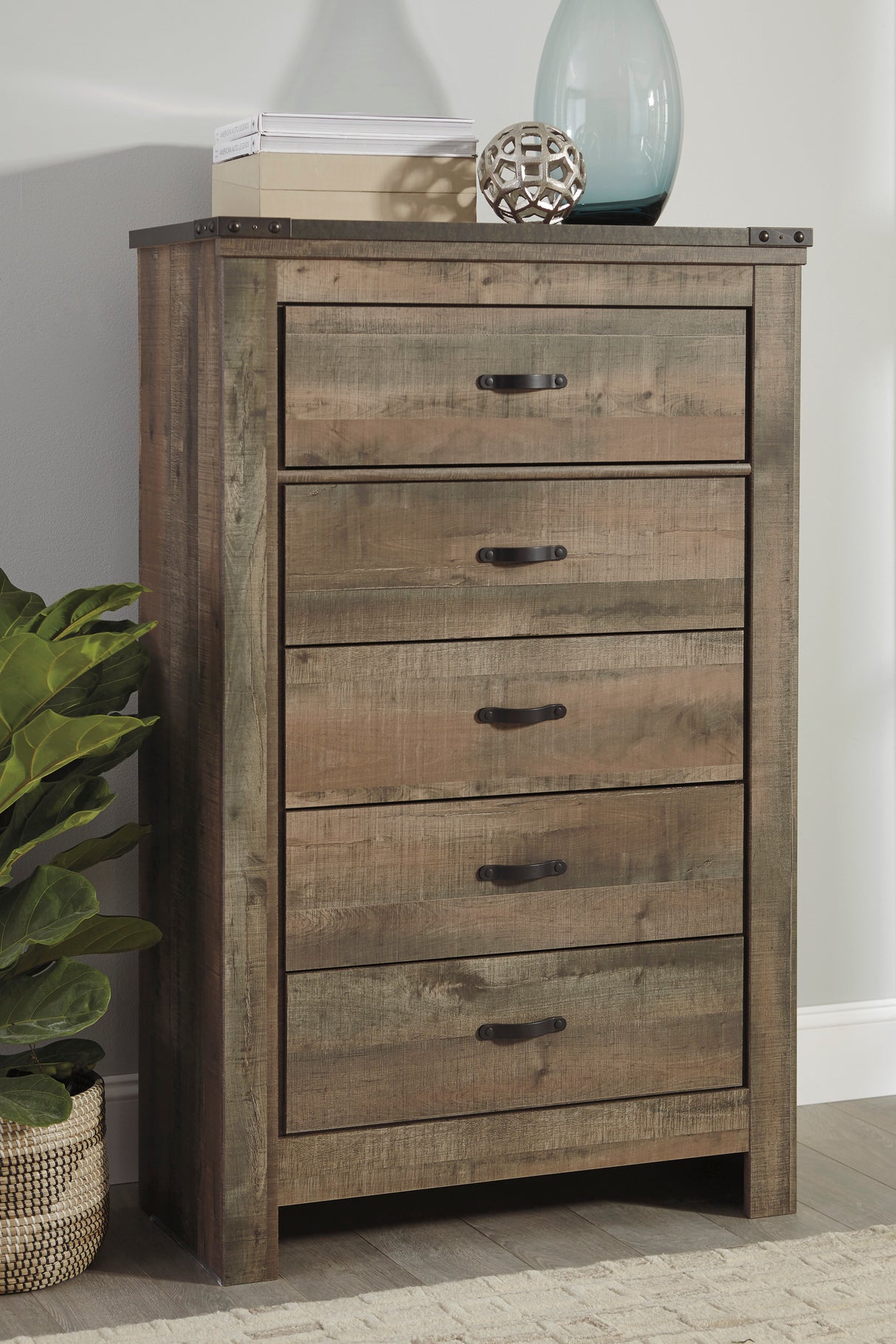 Trinell Chest of Drawers