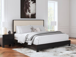 Kasteiner King Upholstered Bed