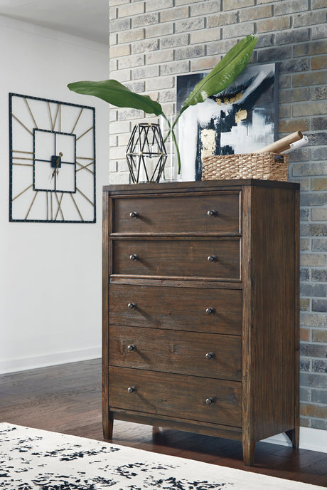 Kisper Chest of Drawers