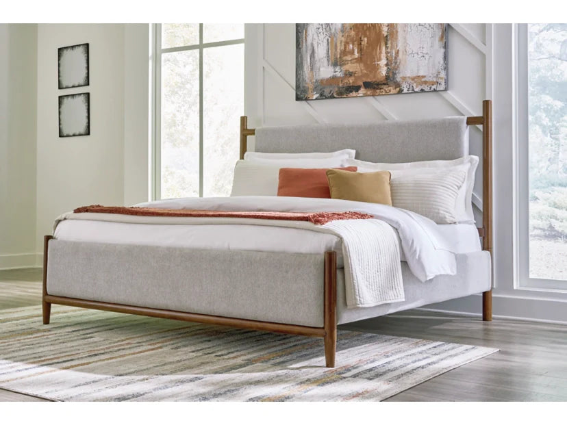 Lyncott Queen Upholstered Panel Bed