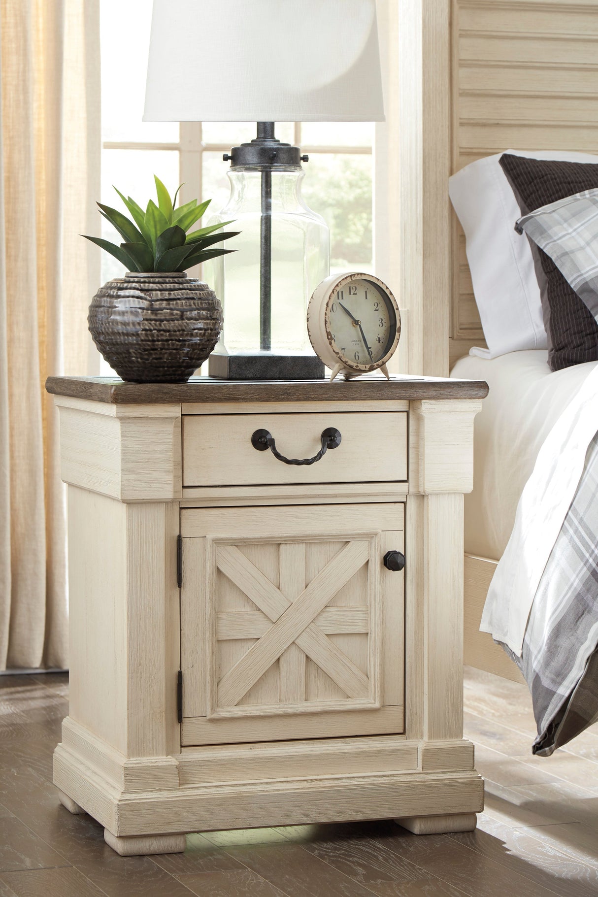 Bolanburg King Bedroom Set