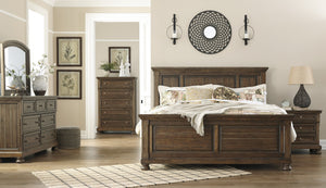 Flynnter King Panel Bedroom