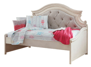 Realyn Twin Day Bed