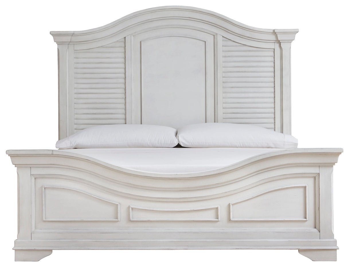 Teganville Bedroom Set