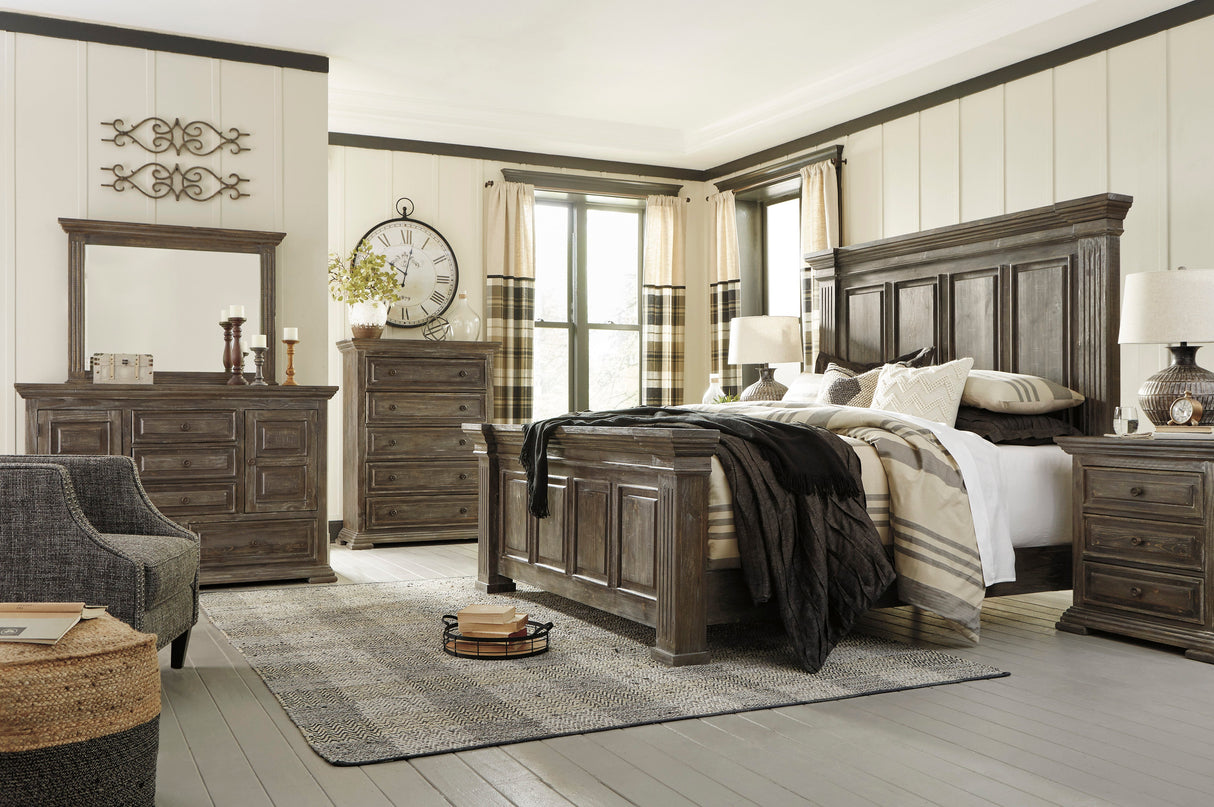 Wyndahl King Panel Bedroom