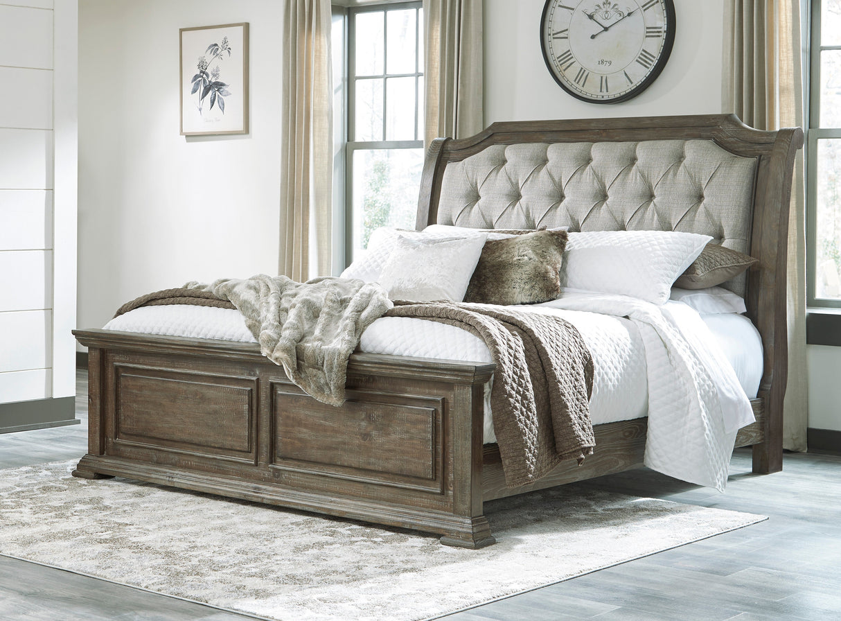 Wyndahl Queen Upholstered Panel Bed