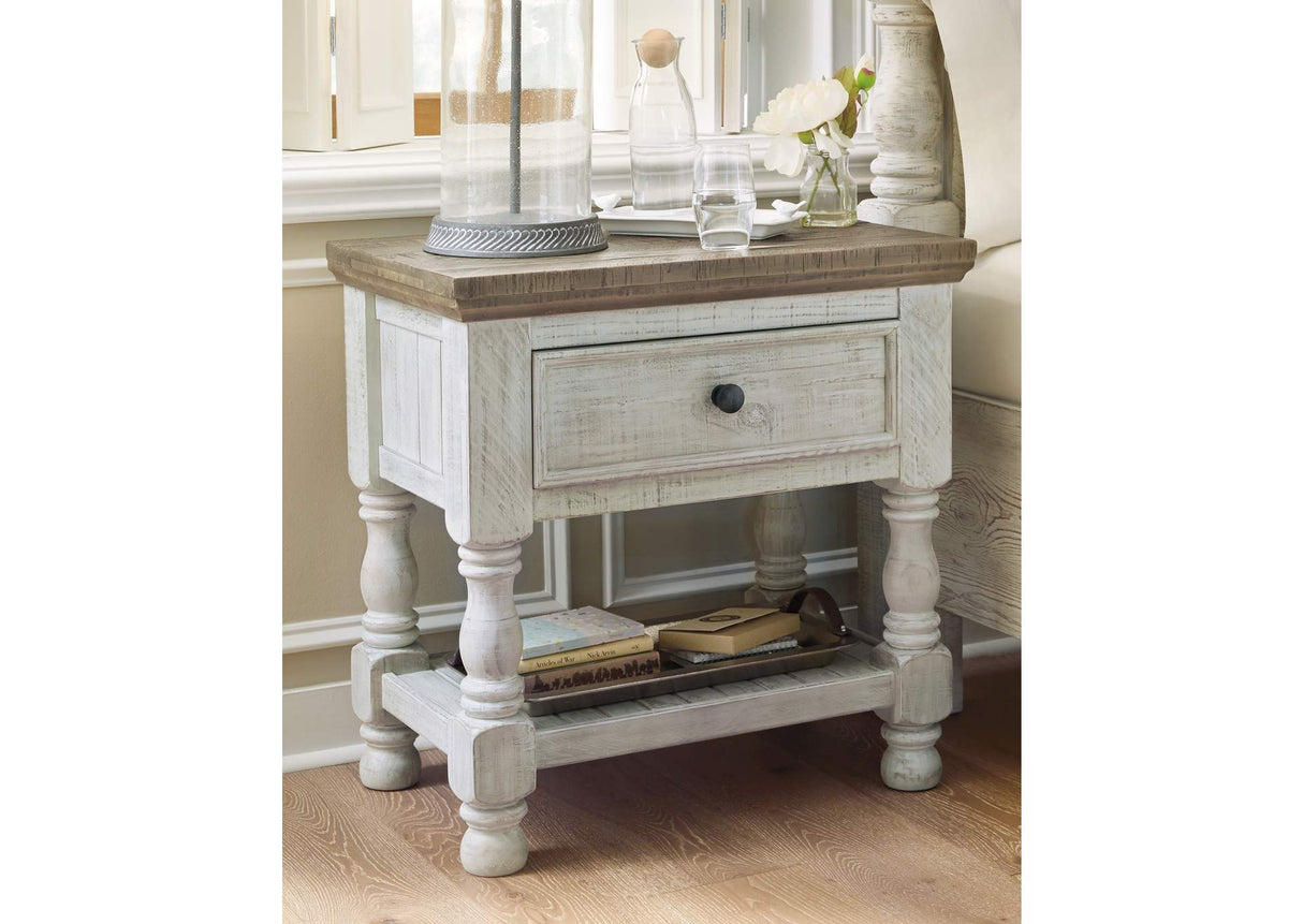 Havalance Nightstand