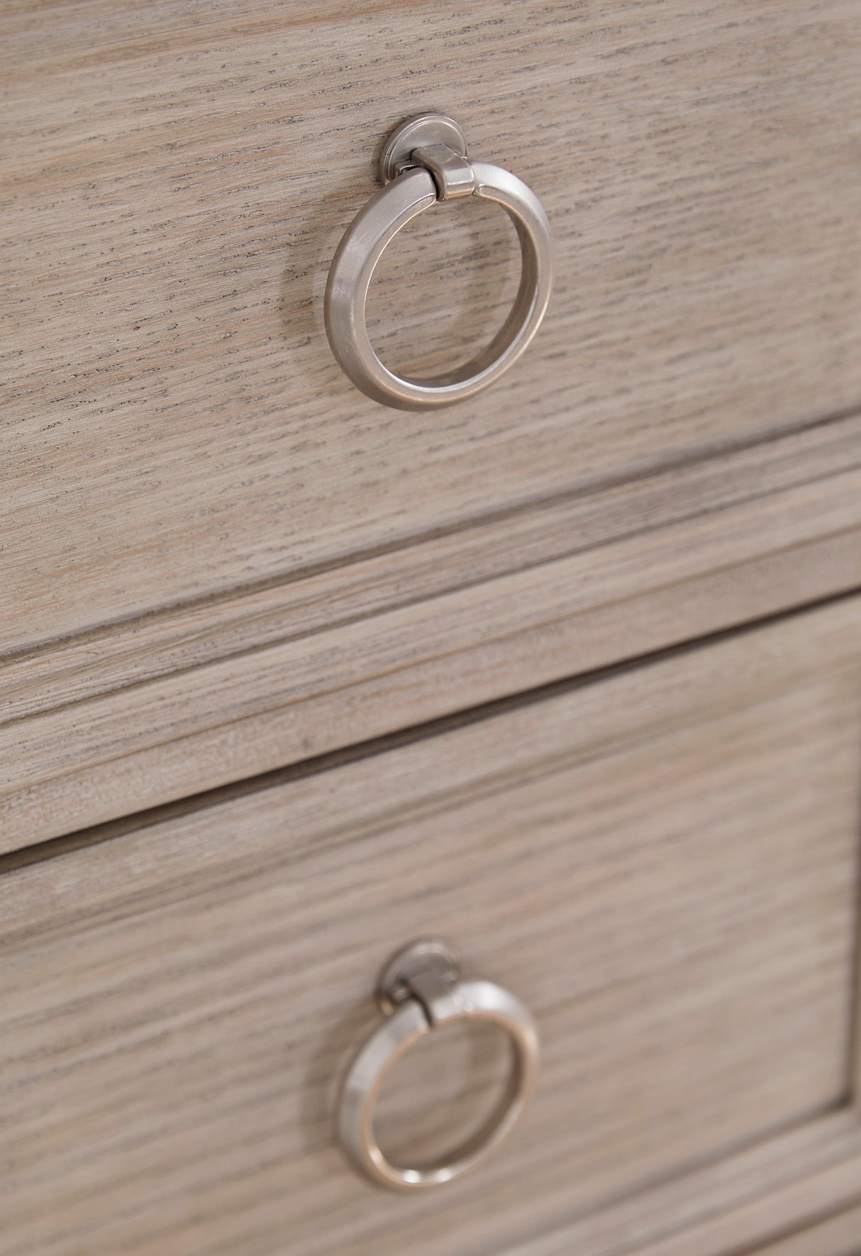 Jorlaina Chest of Drawers