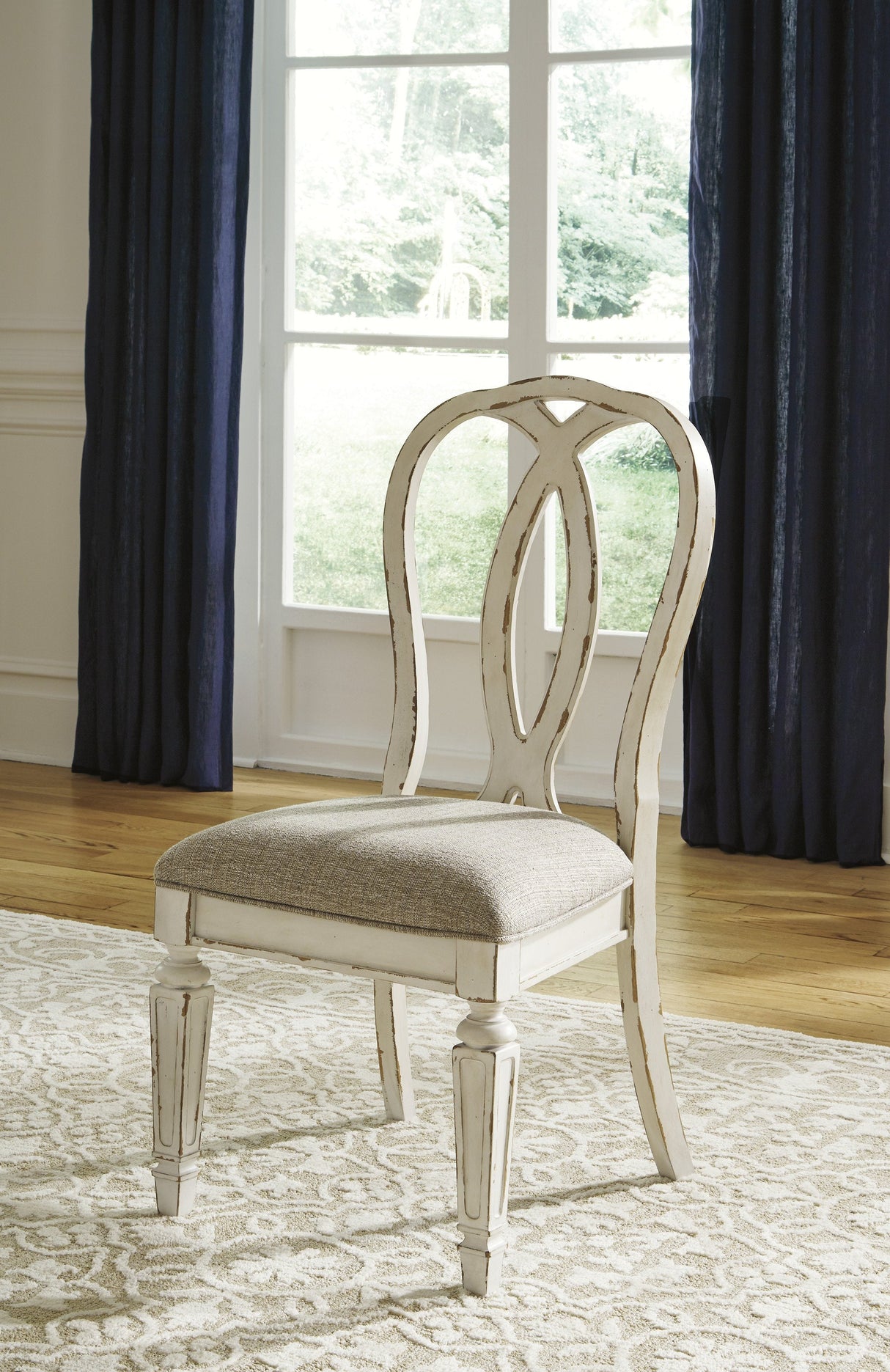 DINING CHAIR