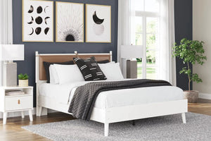 Aprilyn Queen Panel Bed Set